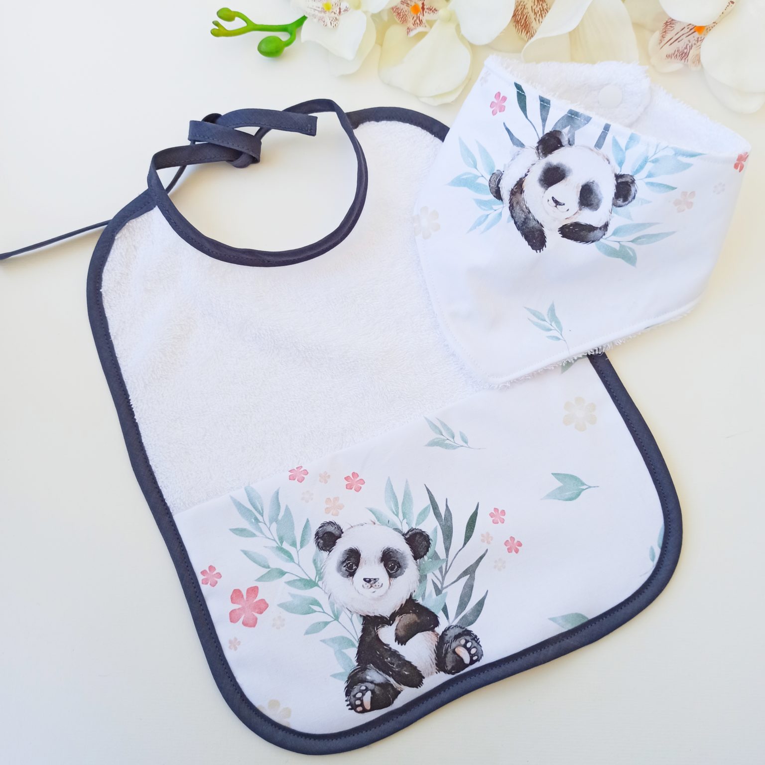 Semainier De Bavoirs DOUCEUR - Many Mini Milky